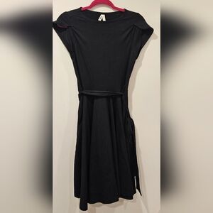 Pact Black Organic Cotton Petal Sleeve Fit & Flare Dress Size Small Pockets